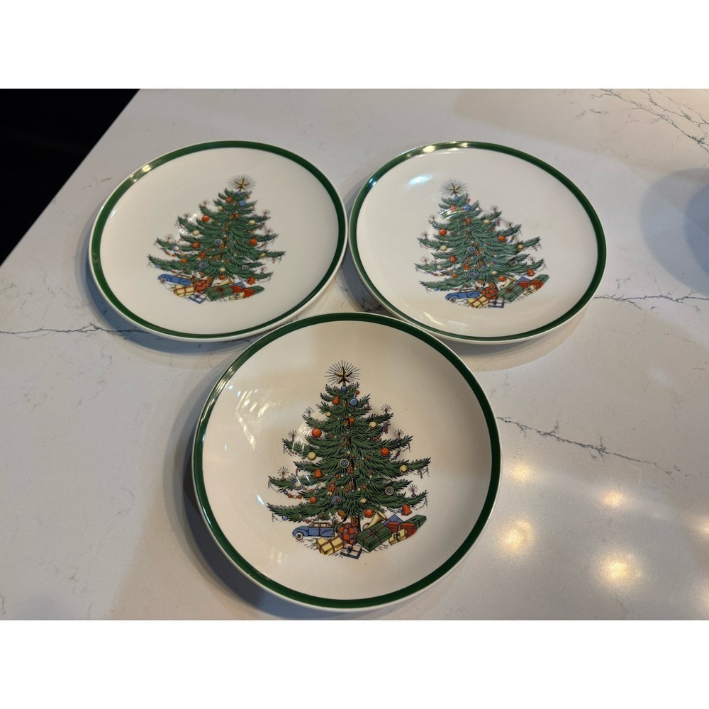 3- Bertson House LTD New York Christmas Saucers Green Rim Tree Mistletoe